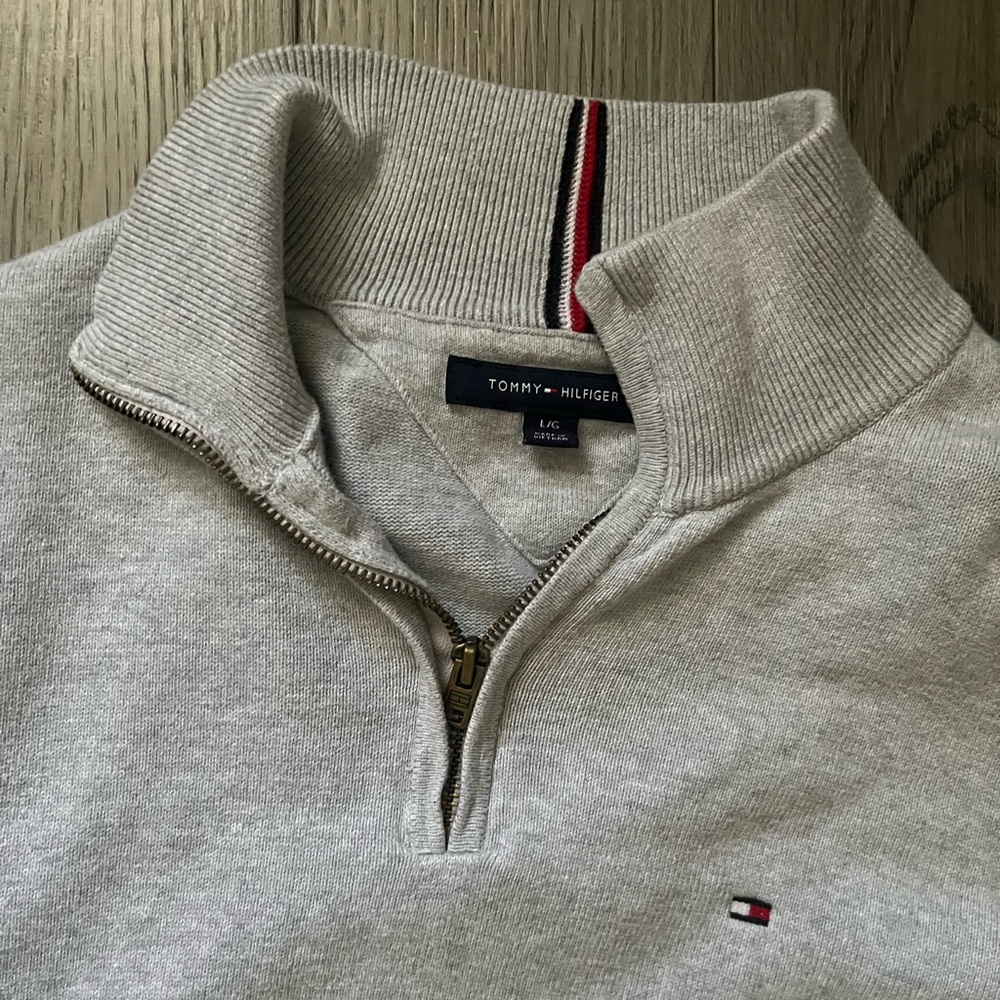 Tommy Hilfiger Light Tan Knitwear - Picture 2 of 3